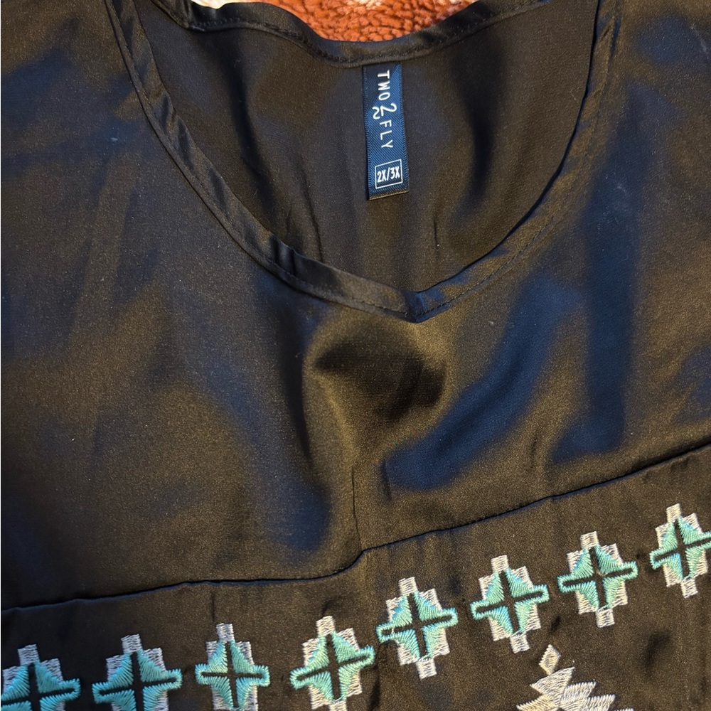 Two Fly Tops - image 4